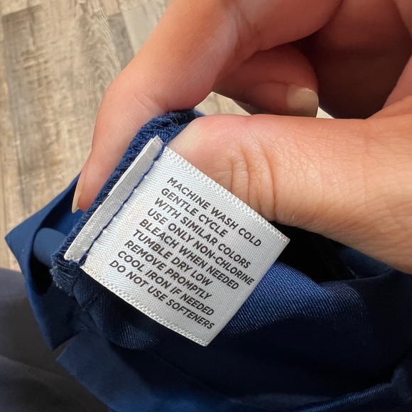 Lady Hagen Essentials Golf Shorts Navy Blue Size 2 Stretch Flat Front Pockets - Picture 6 of 8